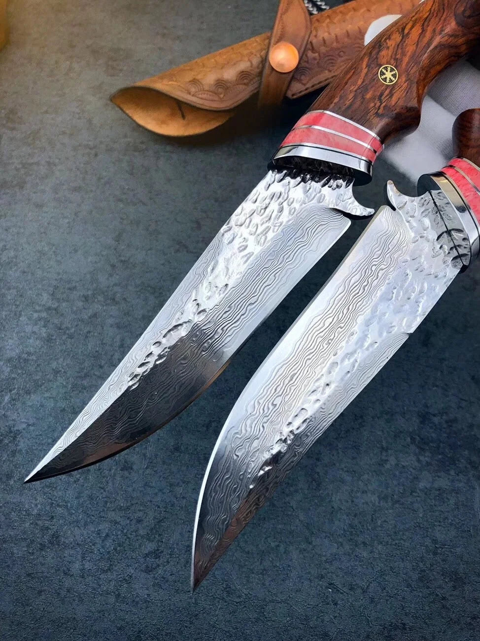 Damascus steel exterior knife with redwood handle