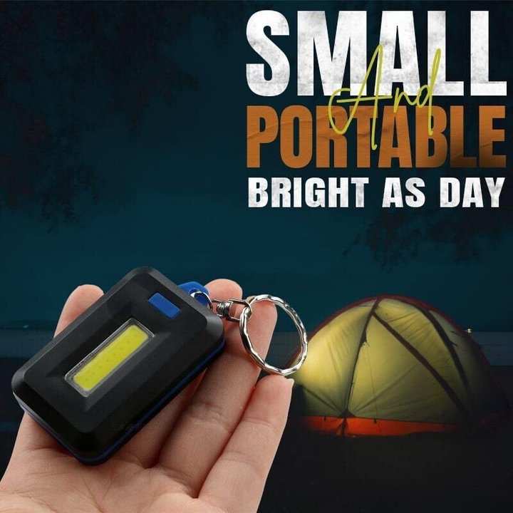 🎁Mini LED Flashlight Keychain【INCOD + Local Stock (Express 3 Day Delivery)】